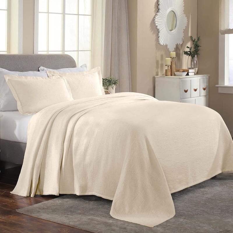 Superior Florin Jacquard Scrolling Medallion Cotton Bedspread Set