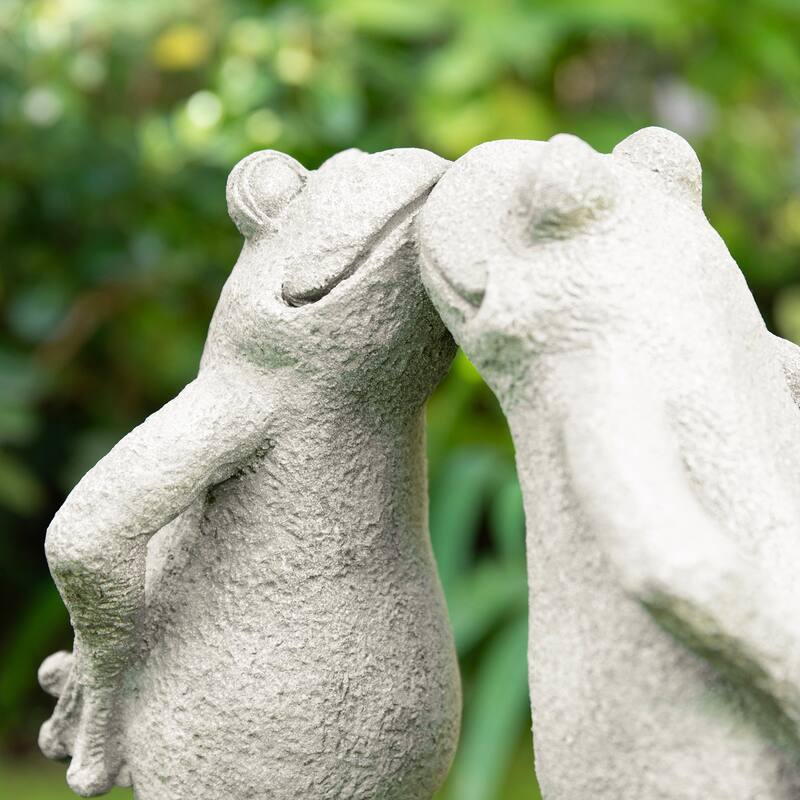 Glitzhome 15.25''H Resin Two Kissing Frog Statue