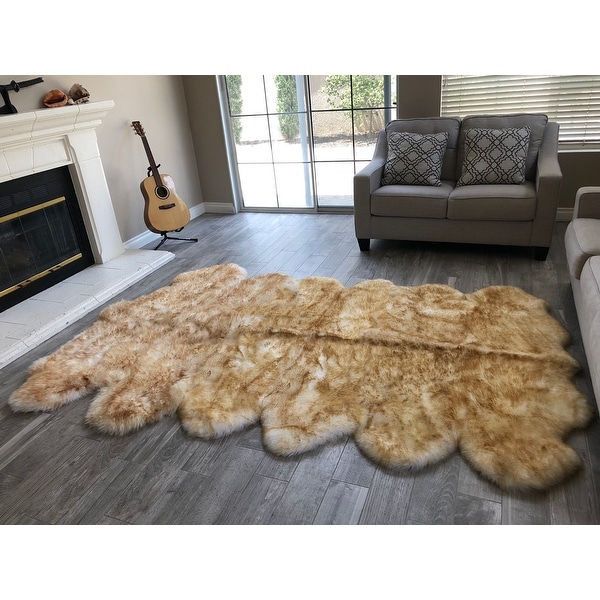 Dynasty 12-Pelt Luxury Wool Sheepskin White with Brown Tips Shag Rug - 5'5" x 9'2"