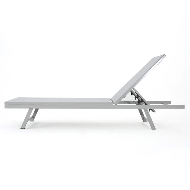Outdoor aluminum frame mesh chaise lounge chair