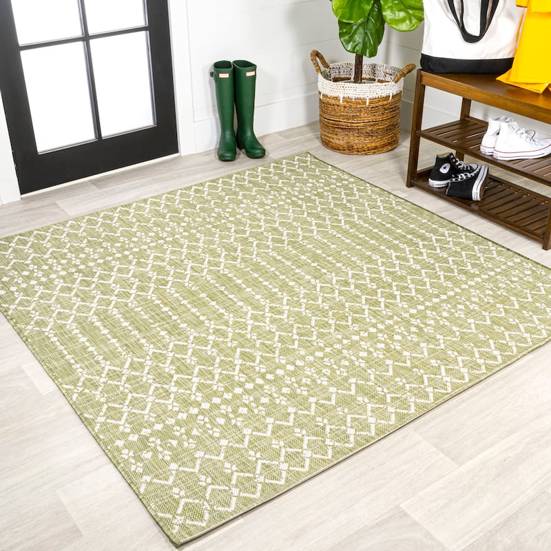 JONATHAN Y Trebol Moroccan Geometric Textured Weave Indoor/Outdoor Area Rug - 5' Square - Light Green/Cream
