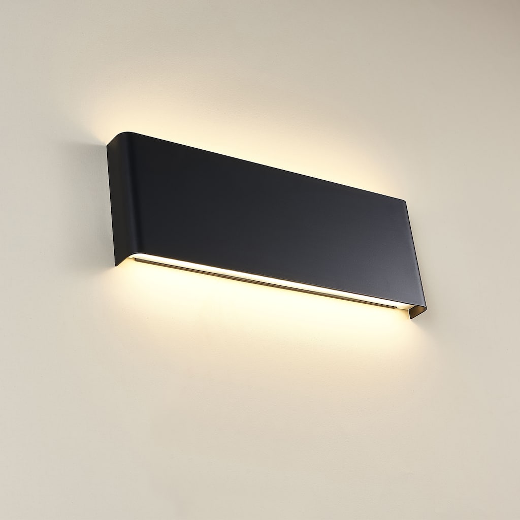 Long Streak Led Wall Sconce 24 Inch Black