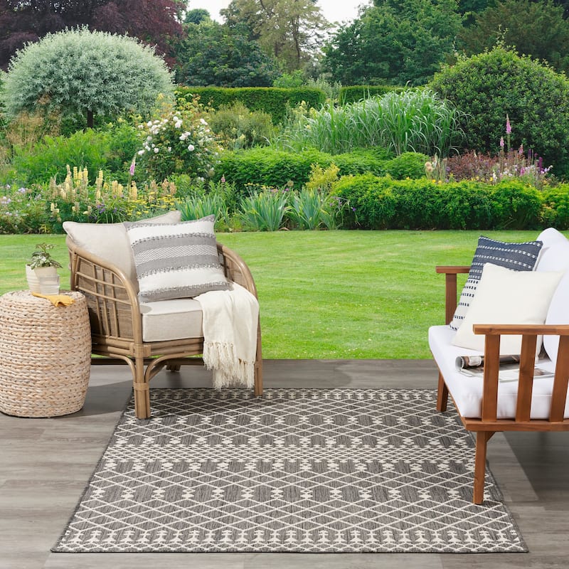 Nourison Positano Indoor/Outdoor Moroccan Area Rug