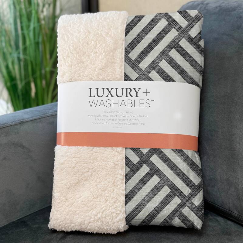Premium Machine Washable Contemporary Geo Sherpa Throw Blanket