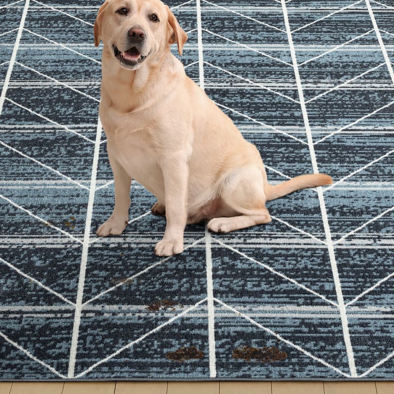 Everwash Treasure Arrow Modern Geometric Machine Washable Area Rug, Navy Blue/Grey