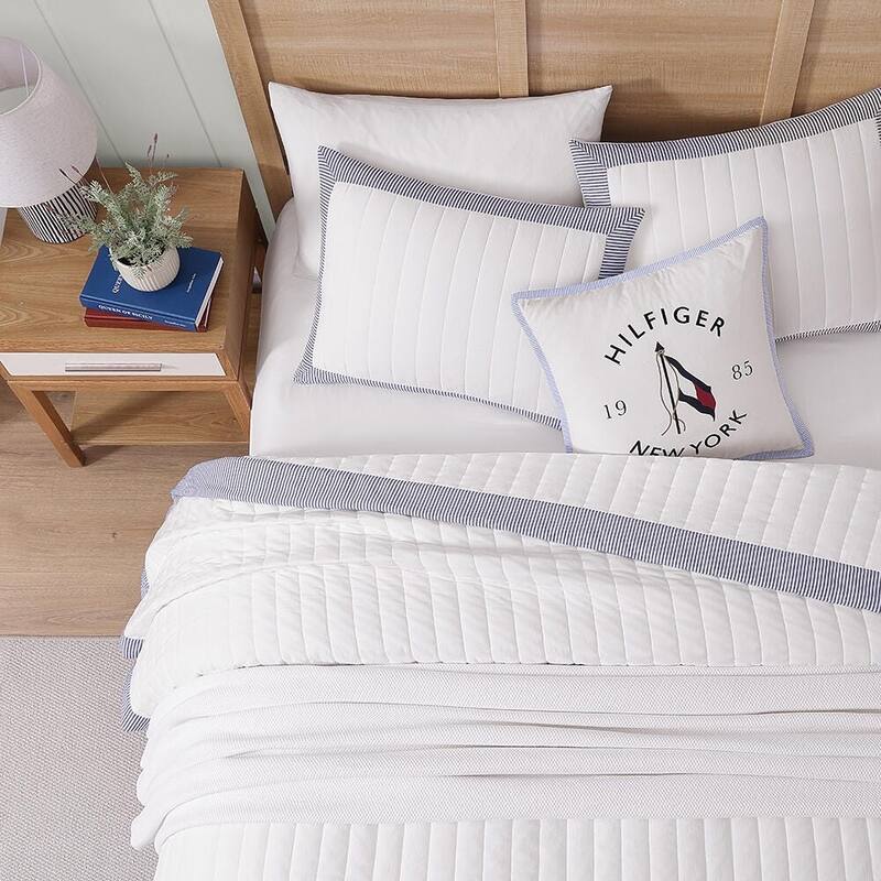 Tommy Hilfiger Hilfiger Resort Reversible Blue Quilt Set