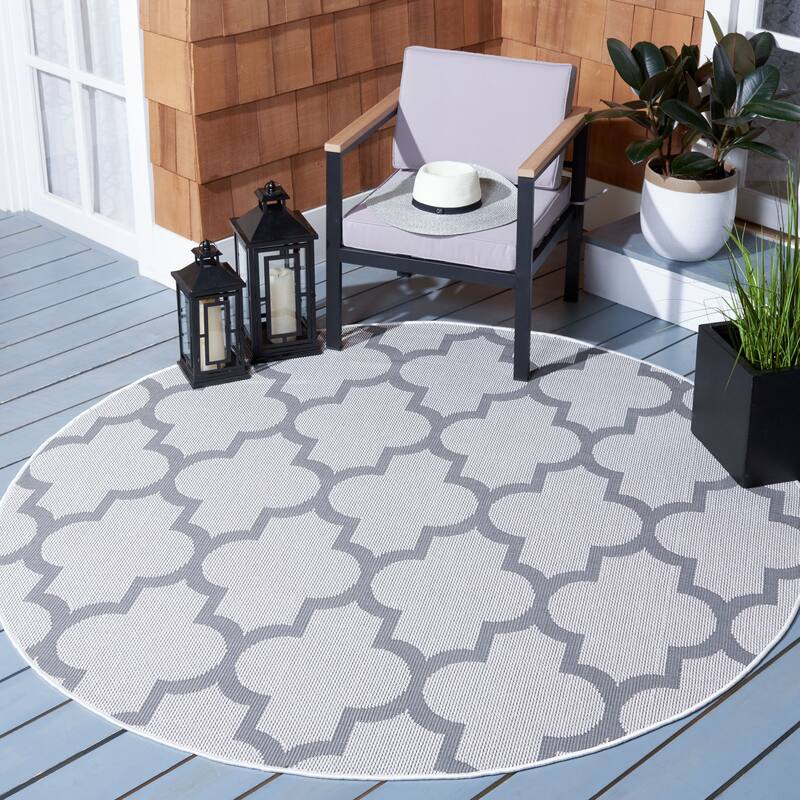 SAFAVIEH Bermuda Washable Hisako Indoor/ Outdoor Waterproof Rug - 6'7" Round - Ivory/Grey