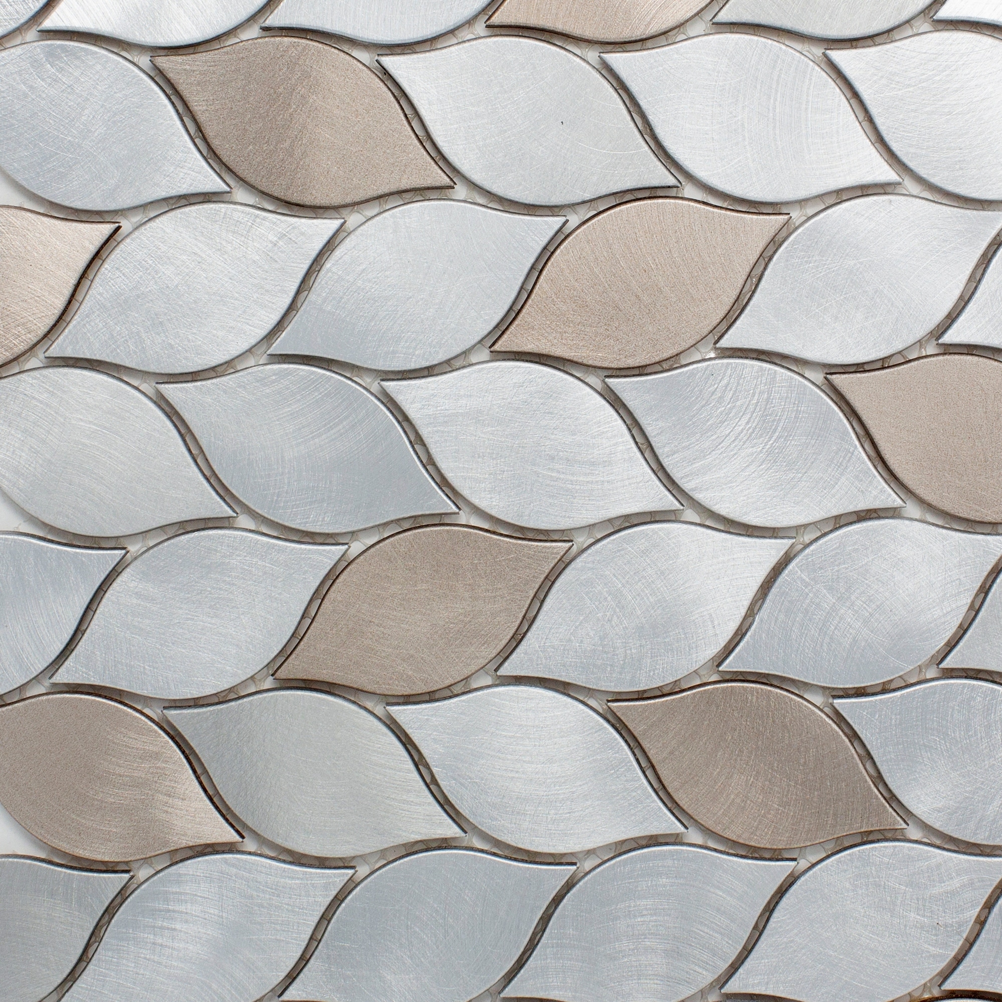 Tilegen Leaf Shape 2 75 X 1 25 Aluminum Metal Mosaic Tile In Silver Bronze Wall Tile 10 Sheets 11sqft Overstock 27973199