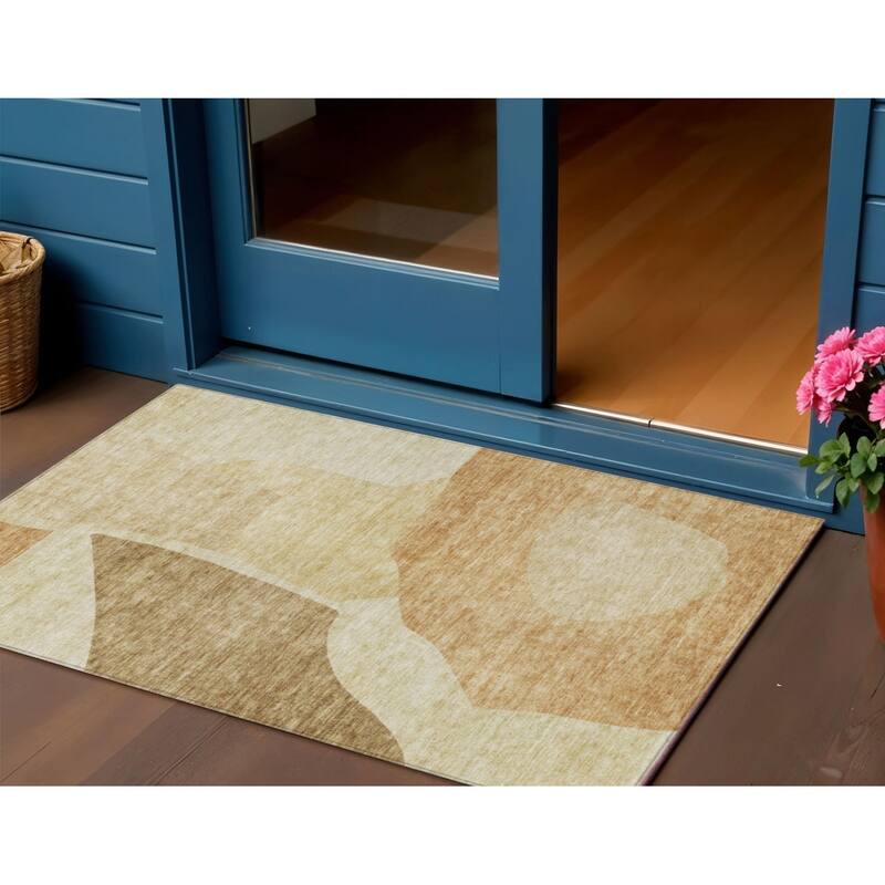 HomeRoots Abstract Transitional Rectangle Outdoor Rug - 3' x 5'