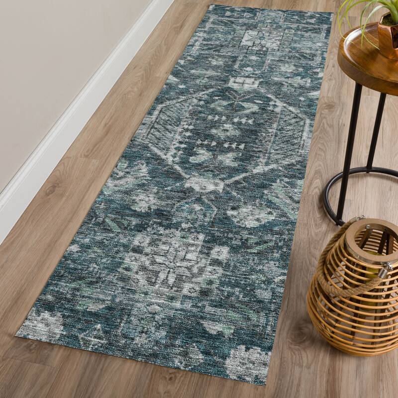 Machine Washable Indoor/ Outdoor Boho Traditional Chantille Rug