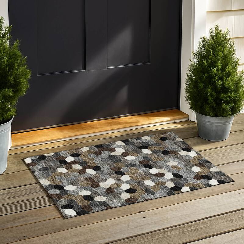 Machine Washable Indoor/ Outdoor Modern Loyd Chantille Rug - Black - 1'8" x 2'6"