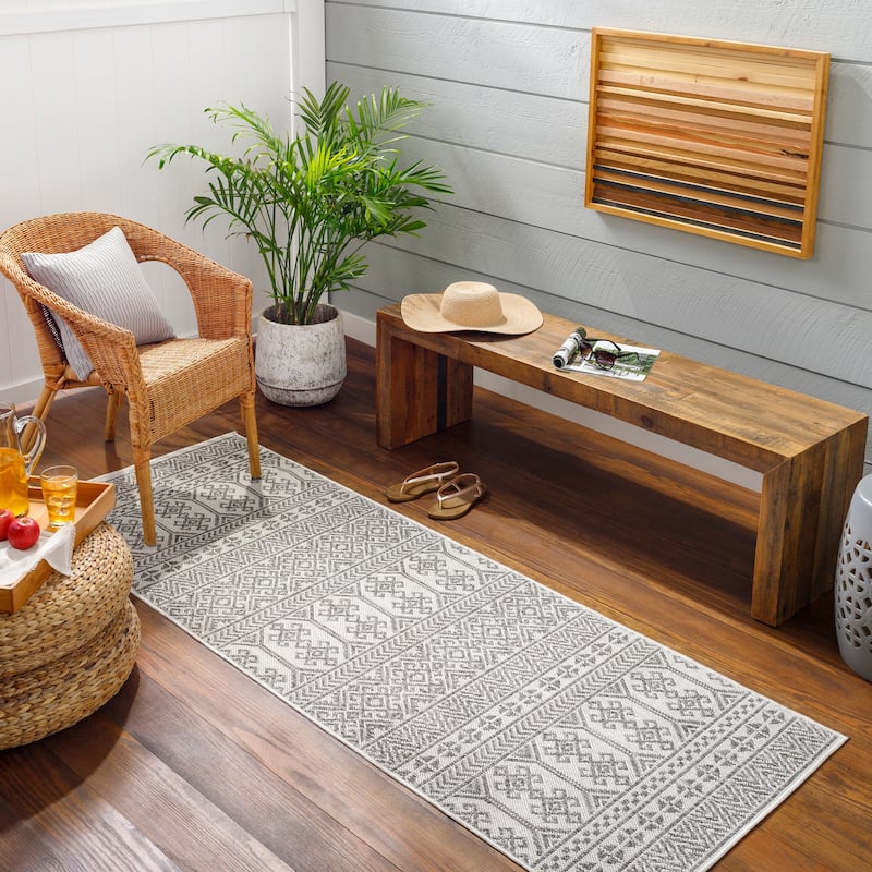 Livabliss Caribe Indoor/ Outdoor Global Stripe Area Rug - 2'7" x 7'3" Runner - Grey