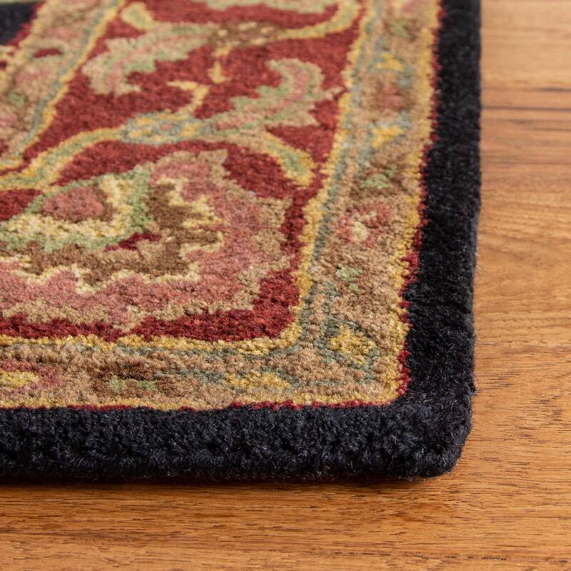 SAFAVIEH Handmade Classic Maurine Traditional Oriental Wool Rug