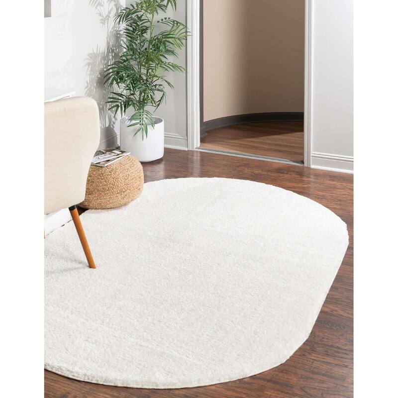 Solid/Striped Zoit Collection Area Rug - 7'11"x10' Oval - Snow White