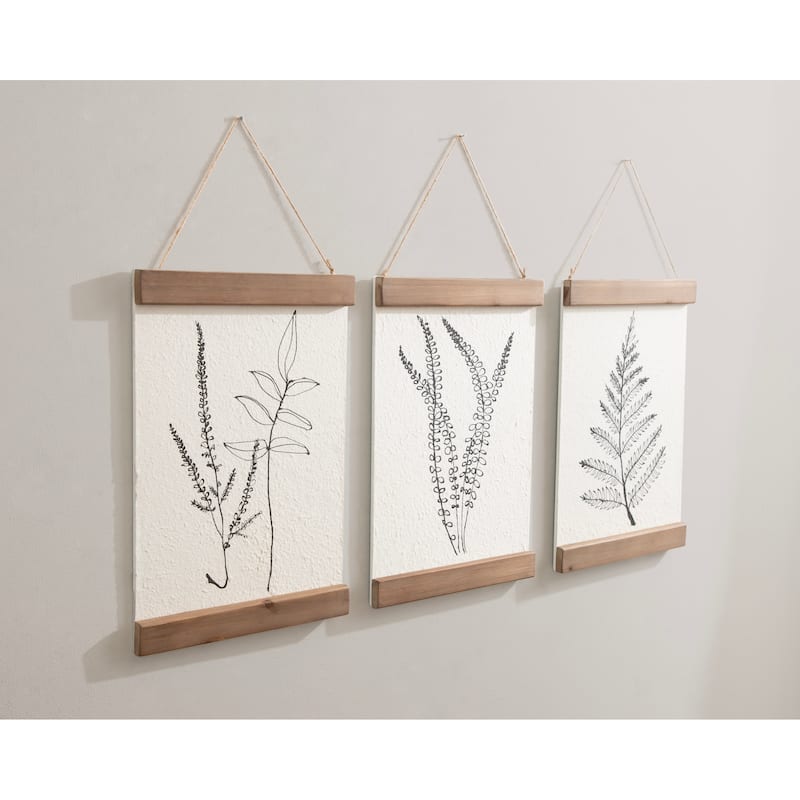 Kate and Laurel Lory Hanging Art Plaque Set