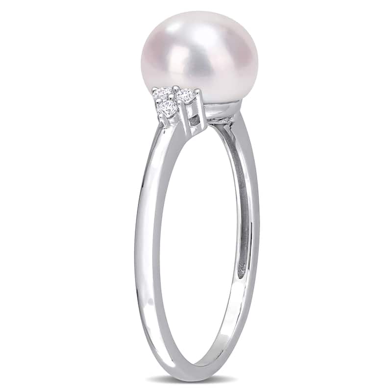 Miadora Sterling Silver Cultured Freshwater Pearl and Cubic Zirconia Ring (7.5-8mm)