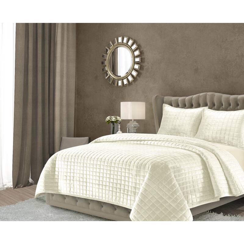 Florence Velvet Oversized Solid Quilt Set - Ivory - Queen