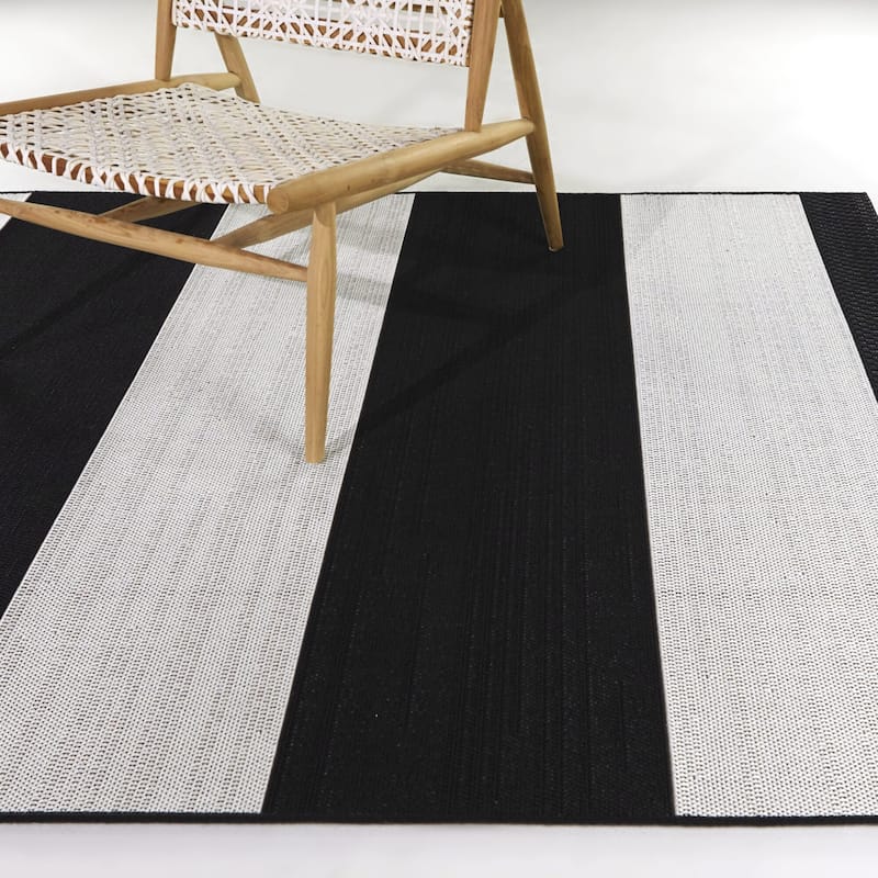 Louisa Striped Patio Indoor/Outdoor Area Rug