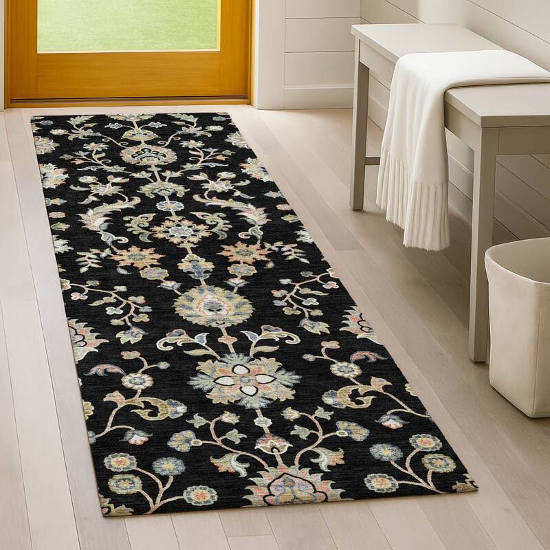 Machine Washable Indoor/ Outdoor Traditional Basalt Chantille Rug