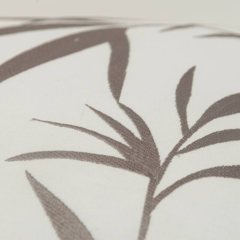 Rizzy Home Transitional Ivory Poly Filled Decorative Pillow 18" x 18"