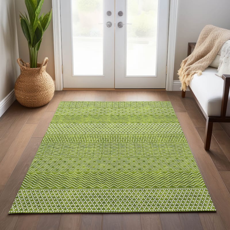 Machine Washable Indoor/ Outdoor Modern Stripes Chantille Rug
