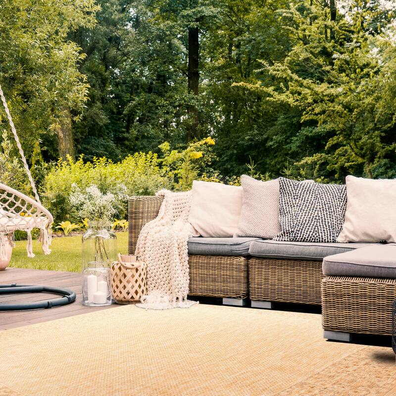 SAFAVIEH Courtyard Lizuca Indoor /Outdoor Waterproof Patio Backyard Rug