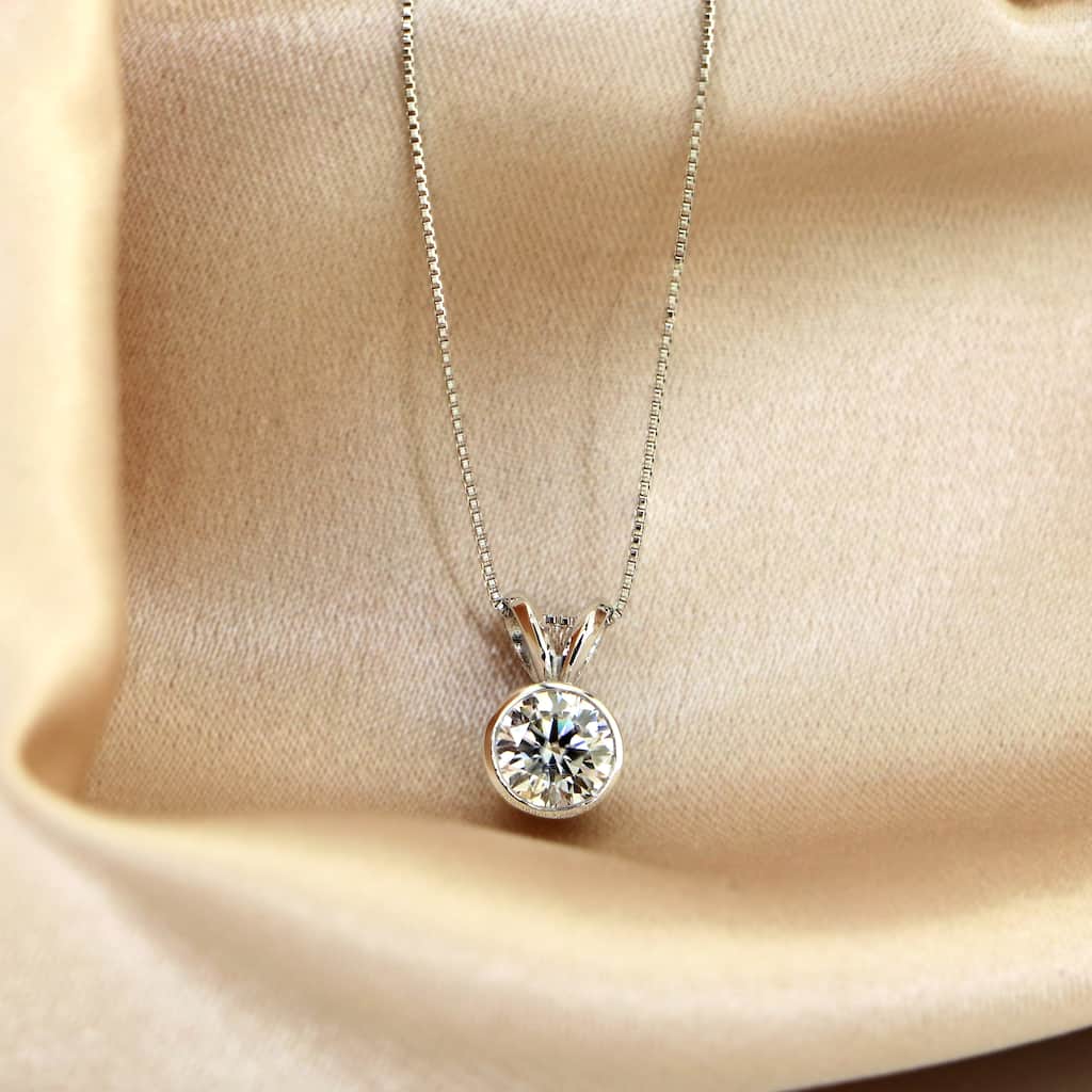 Auriya 14k Gold 1/2ct TW Round Bezel Set Moissanite Necklace Solitaire - 5 mm - 5 mm