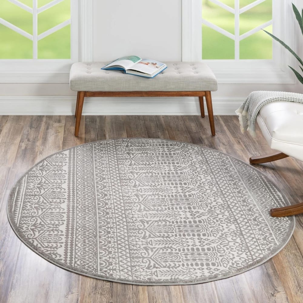 Southwestern/Lodge Richye Collection Area Rug