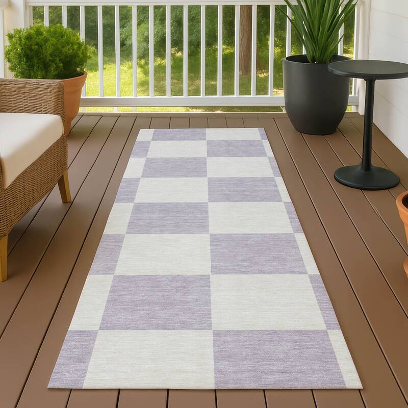 Machine Washable Indoor/ Outdoor Modern Checker Chantille Rug - Lavender - 2'3" x 7'6"