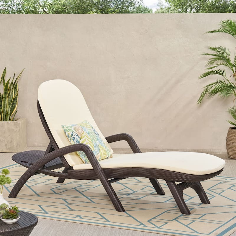 Outdoor Chaise Lounge Chair with Cushion, Adjustable Backrest Recliner Sun Lounger