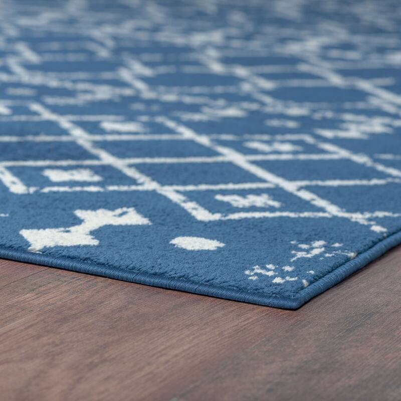 Jade Farmhouse Geometric Indoor Area Rug