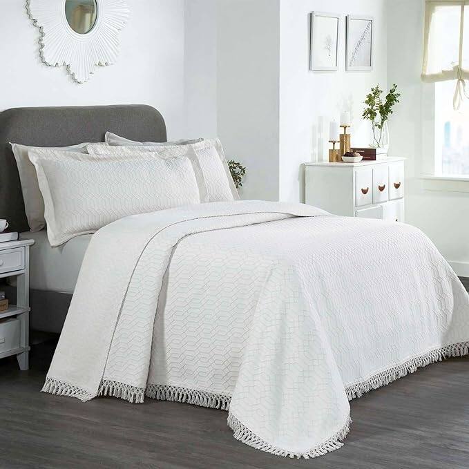 Superior Remi Jacquard Geometric Fringe Cotton Blend Bedspread Set - White - Twin - 2 Piece