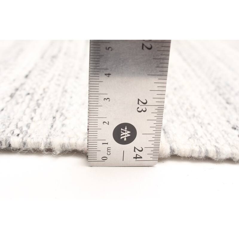 ECARPETGALLERY Flat-Weave Ankara FW Ivory Wool Kilim - 5'2 x 7'10