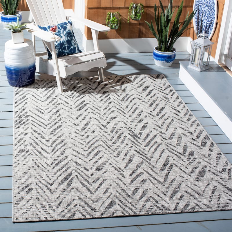 SAFAVIEH Courtyard Thin Indoor/ Outdoor Waterproof Patio Backyard Rug - 6'7" x 9'6" - Grey/Black
