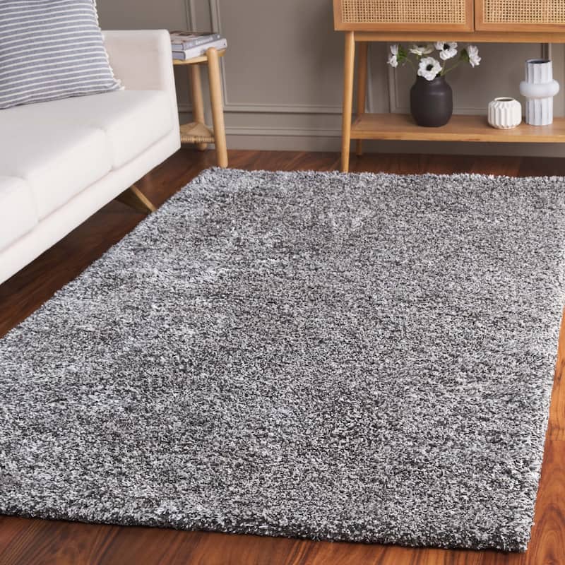 SAFAVIEH Handmade South Beach Jayla Shag Solid Polyester Rug - 5' x 8' - Steel Grey