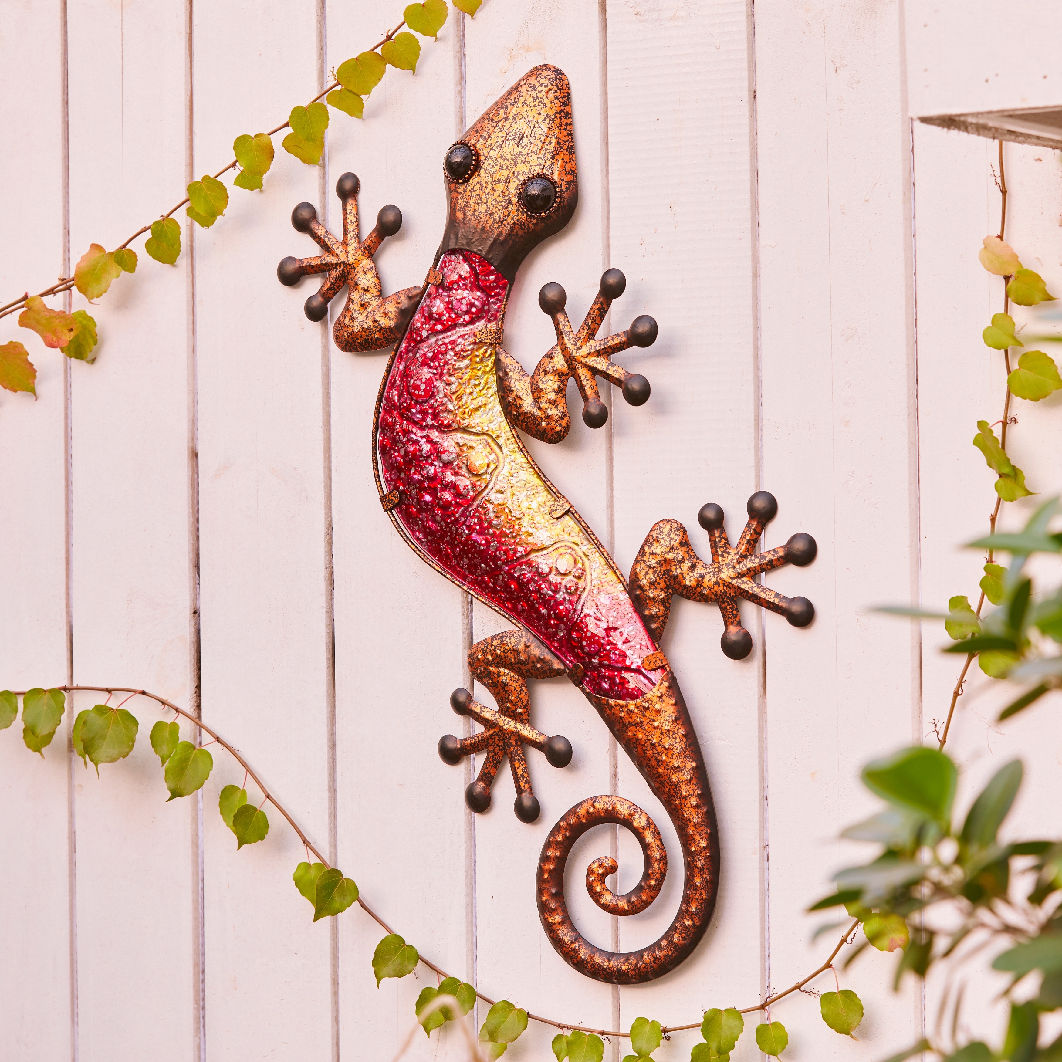 Pink Metal and Glass Imitation Lizard Outdoor Wall Decor