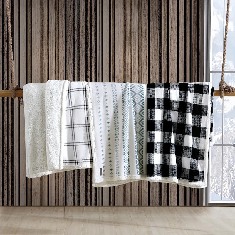 Eddie Bauer Printed Ultra Soft Plush/Sherpa Reversible Blanket