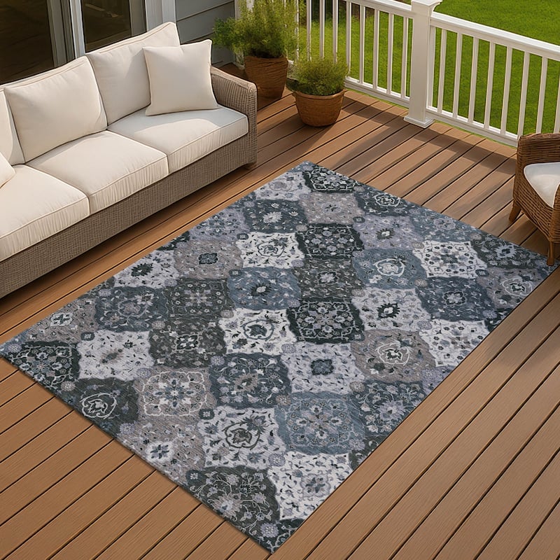 Machine Washable Indoor/ Outdoor Traditional Panel Chantille Rug - Denim - 9' x 12'