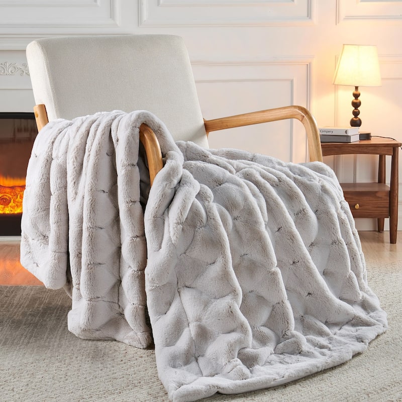 Jacquard rabbitfake fauxfur throw blanket 50"x60" - White sands