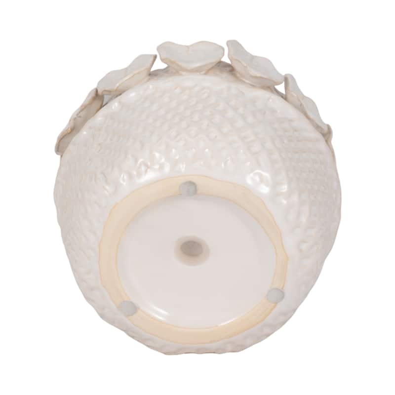 Stylish Ceramic Planter with Sculptural Leaf Heart Details