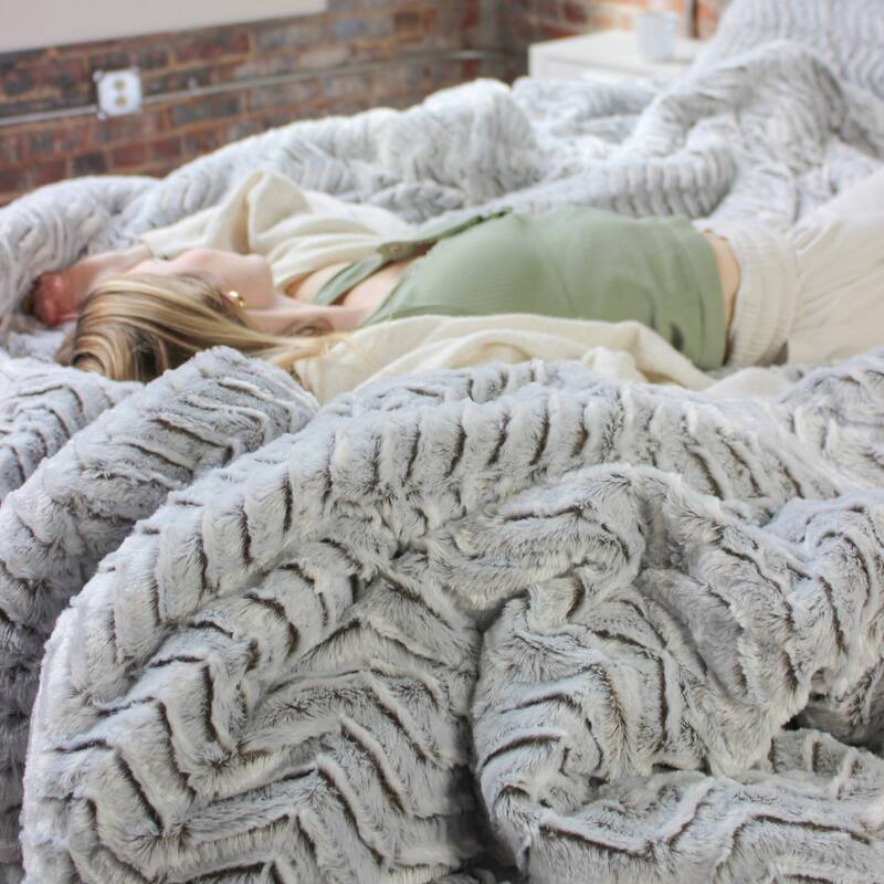 Peak of Cozy® - Coma Inducer® Oversized Comforter Set - Chevron Frosted Espresso