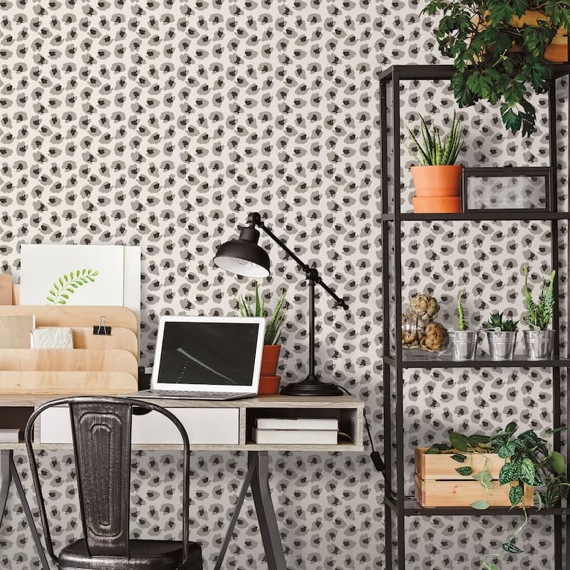 Galerie Wallcoverings Into The Wild Leopard Print Non-woven Metallic Wallpaper Roll