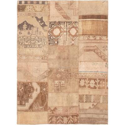Hand-knotted Color Patchwork Tan Wool Rug - 5'1" x 6'10"