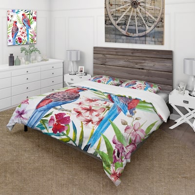 Designart 'Rosella Bird' Traditional Duvet Cover Set
