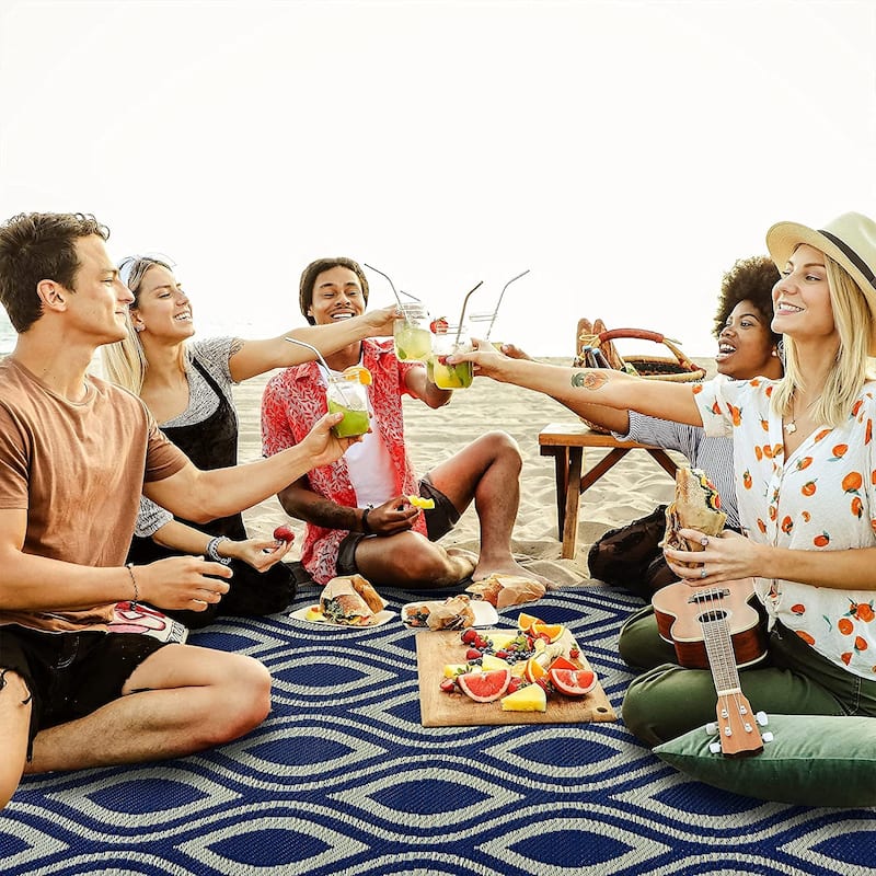 Venice Lightweight Reversible Recycled Plastic Outdoor Floor Mat/Rug