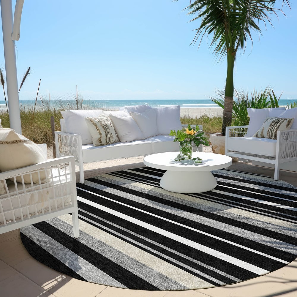 Machine Washable Indoor/ Outdoor Chantille Contemporary Stripes Rug