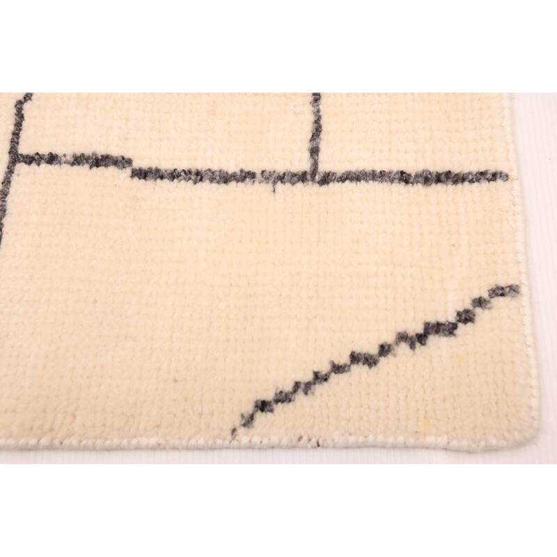 ECARPETGALLERY Hand-knotted Tangier Cream Wool Rug - 5'5 x 7'7