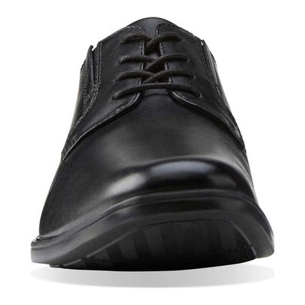 clarks tilden plain toe oxford