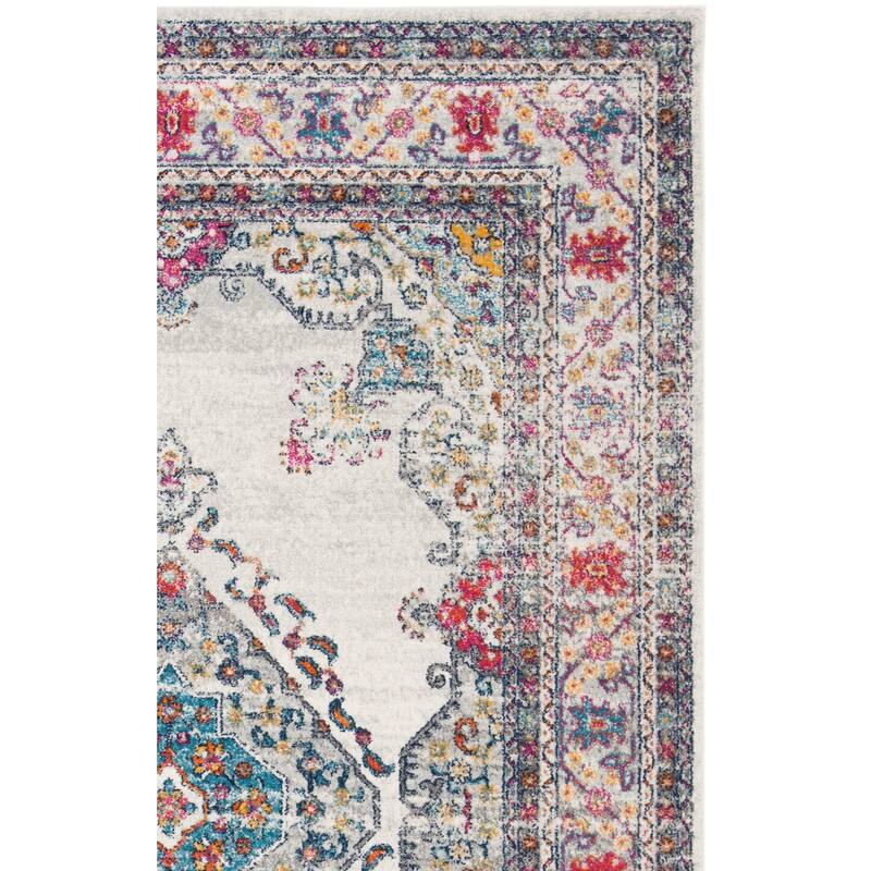 SAFAVIEH, Evoke Seniha Vintage Boho Medallion Rug