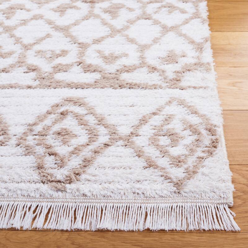 SAFAVIEH Augustine Teodosia Moroccan Boho Fringe Rug
